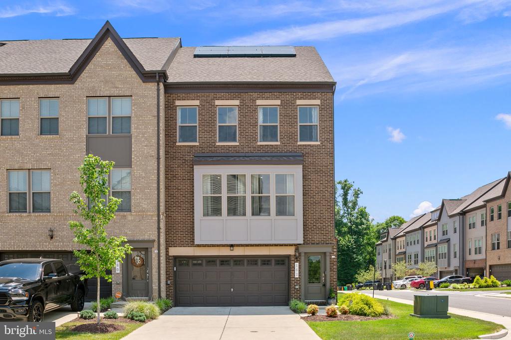 162 Capital Ct