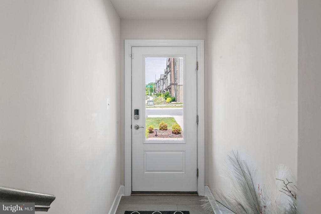 162 Capital Ct
