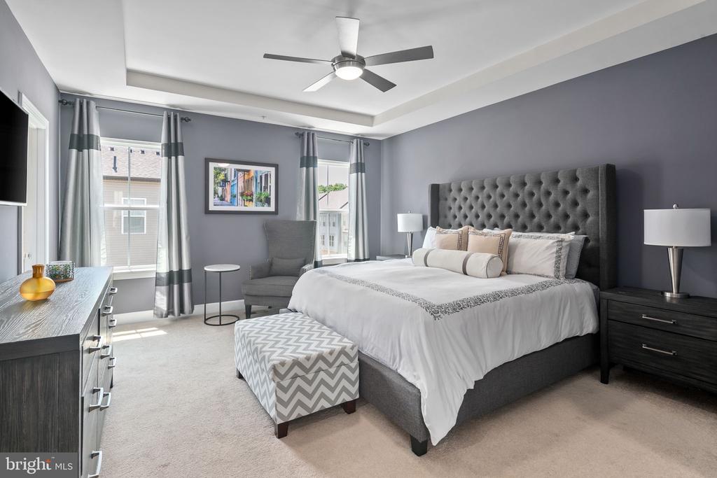 162 Capital Ct