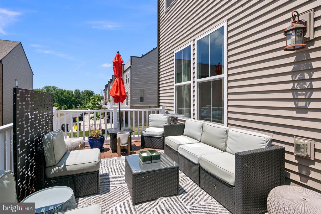 162 Capital Ct