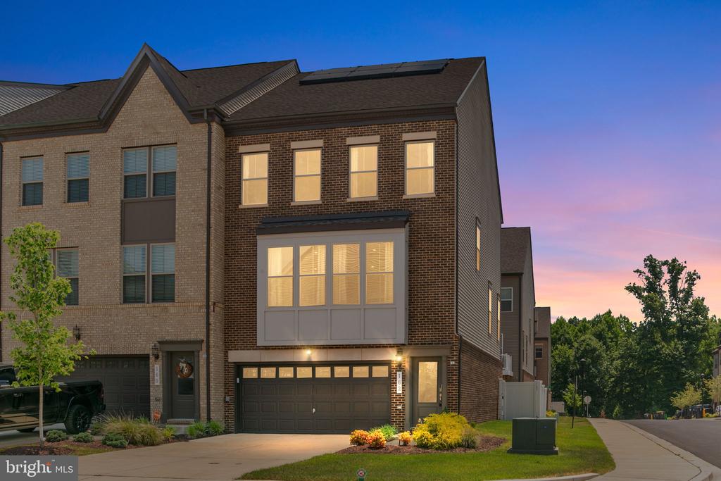 162 Capital Ct