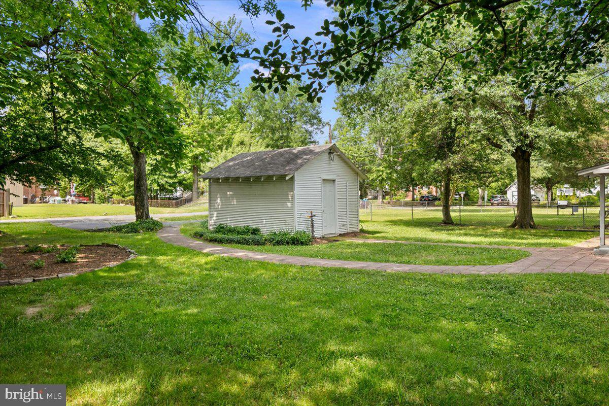 4805 CALVERT ROAD