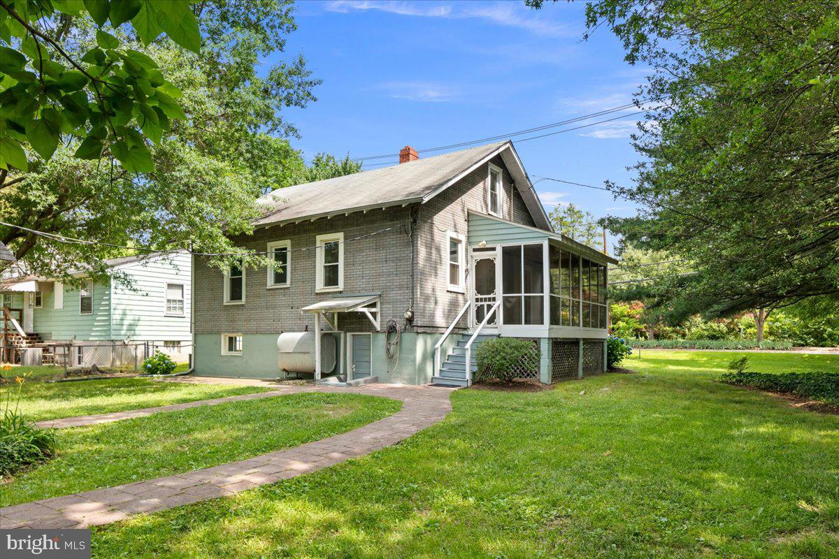 4805 CALVERT ROAD