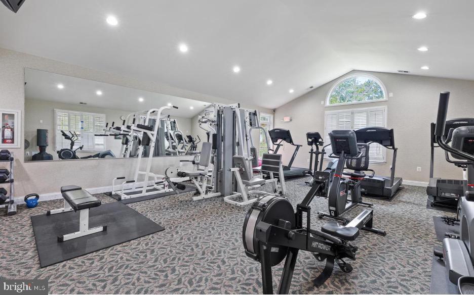 202 N George Mason Dr #2