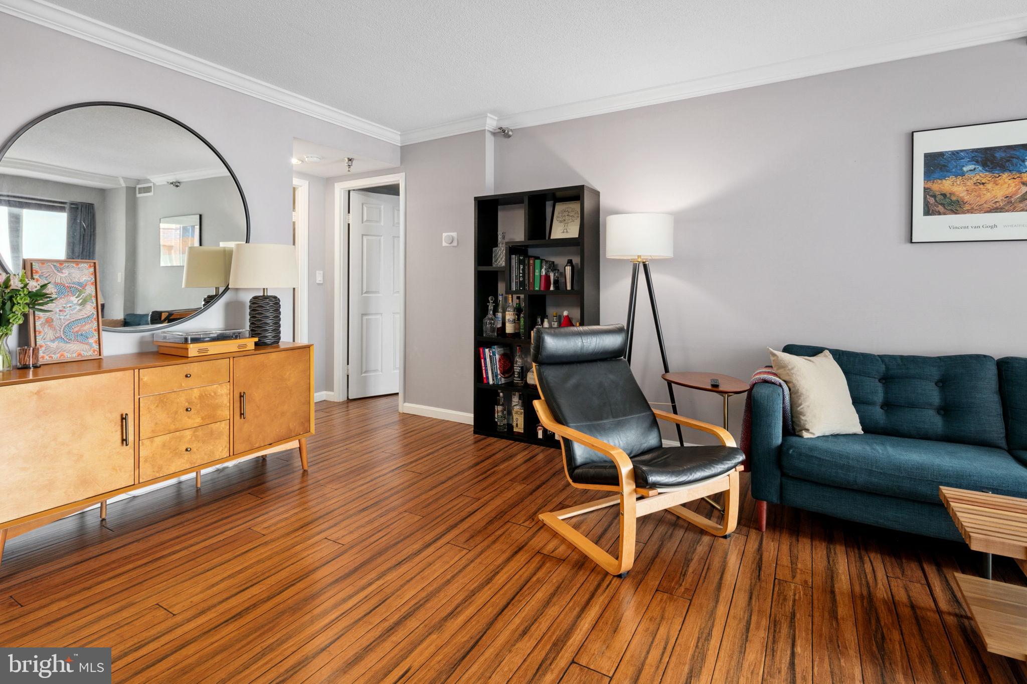 2400 Clarendon Blvd #816