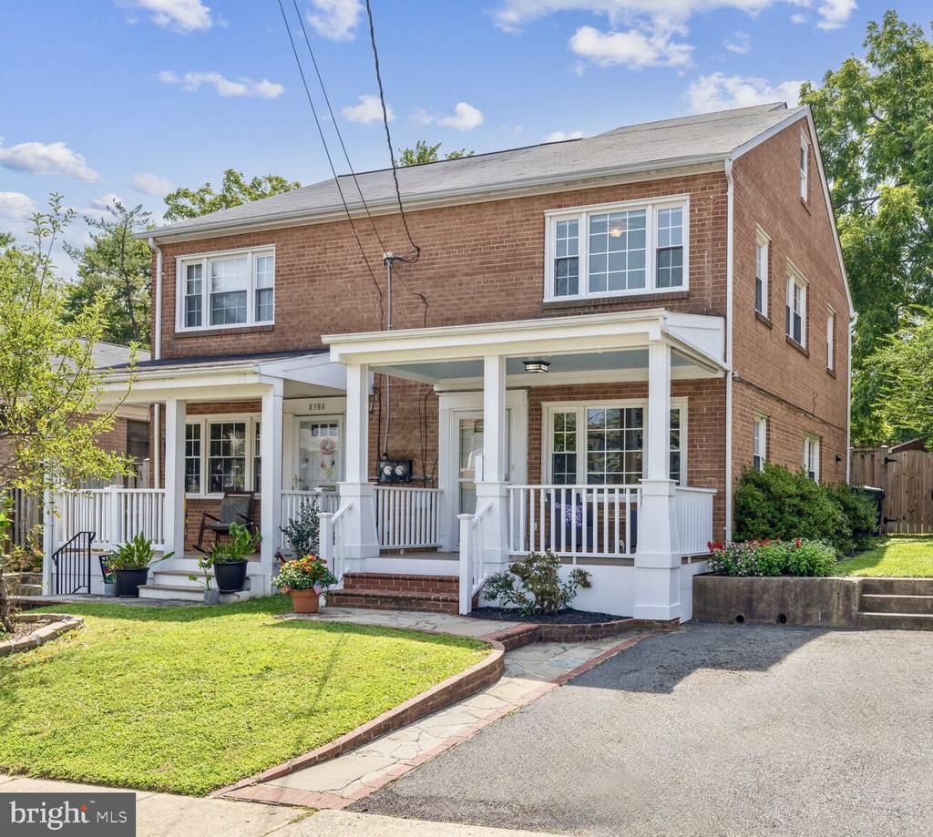 315 Laverne Ave