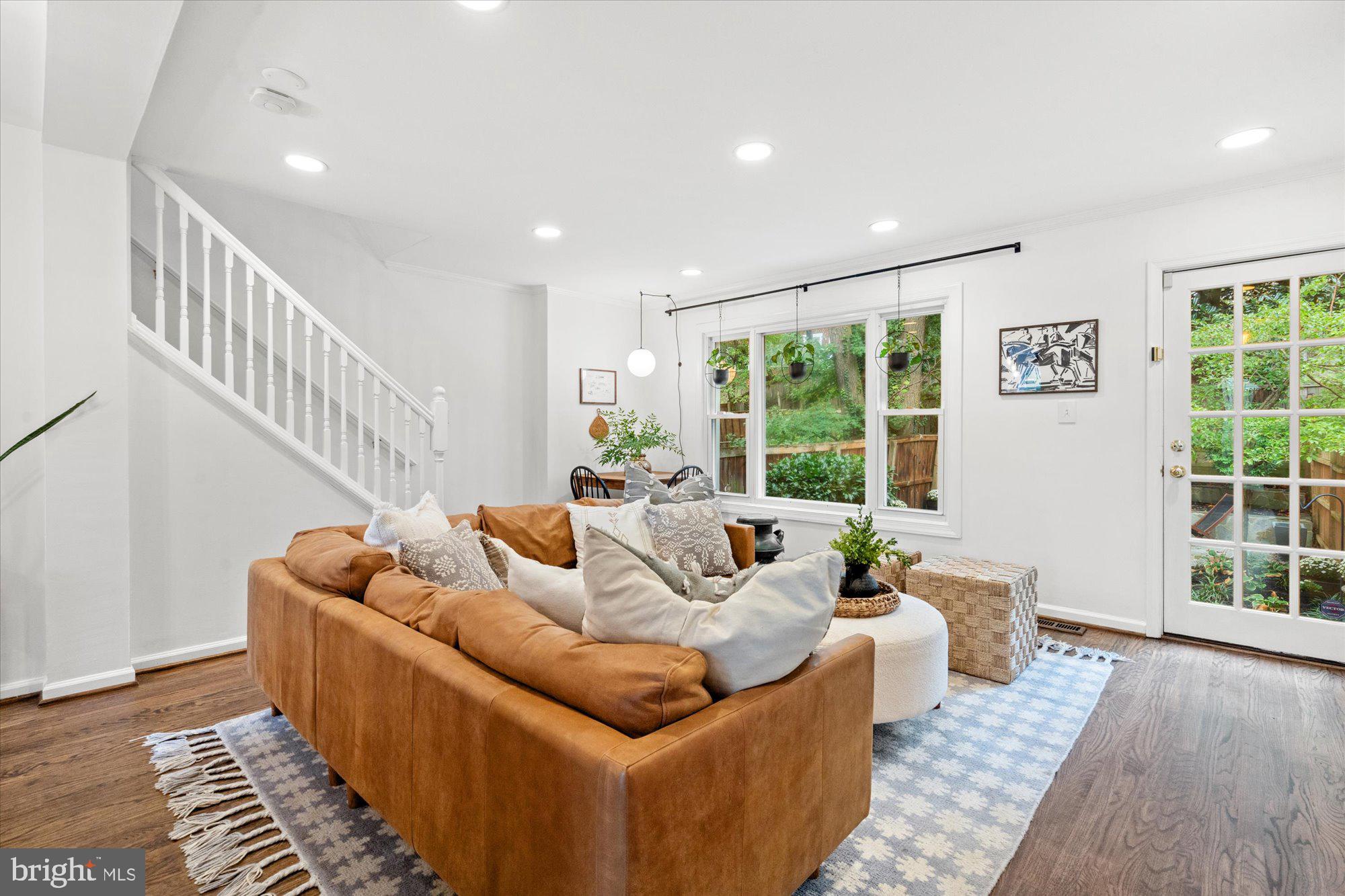 230 Burgess Ave