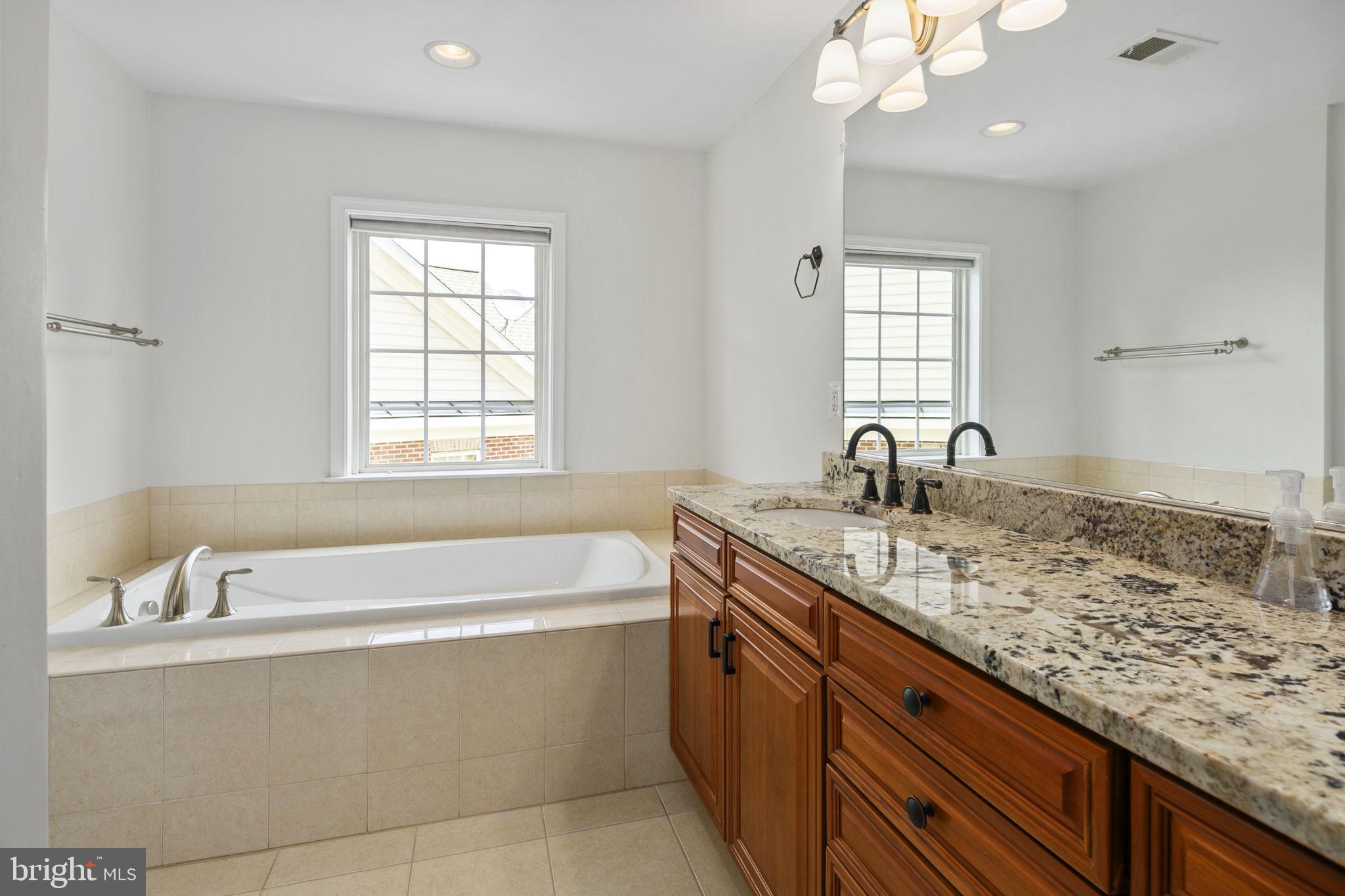 513 TRIADELPHIA WAY