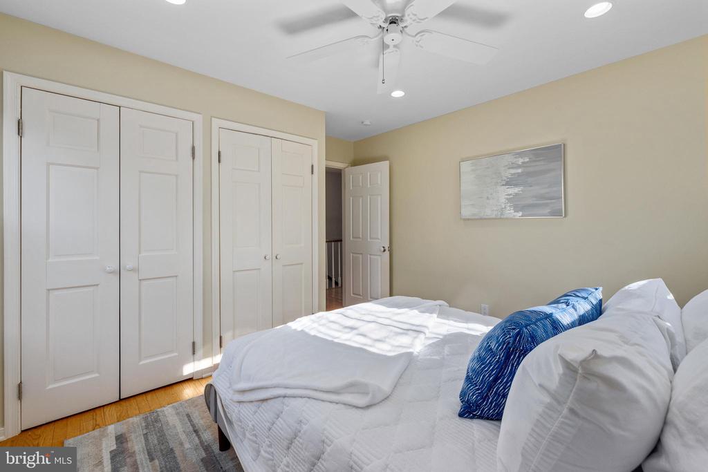 202 Russell Rd