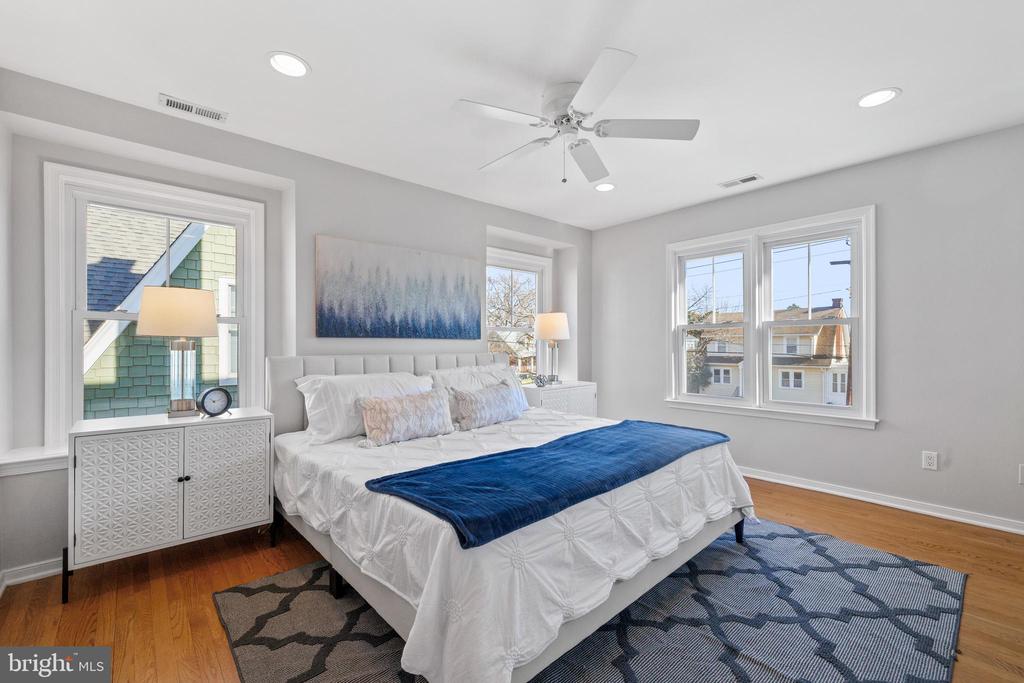 202 Russell Rd