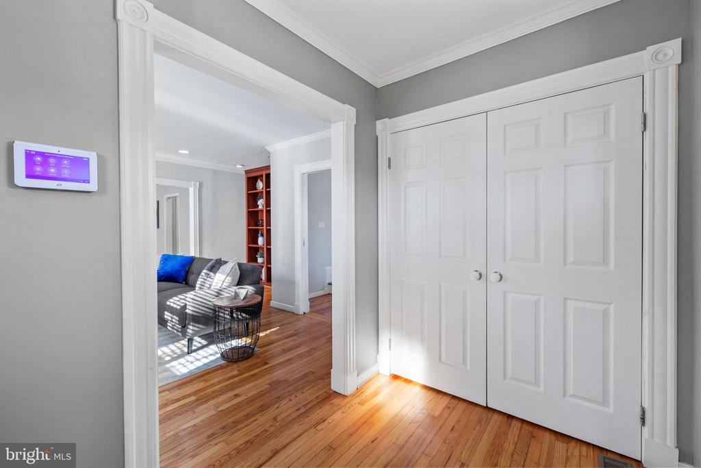 202 Russell Rd