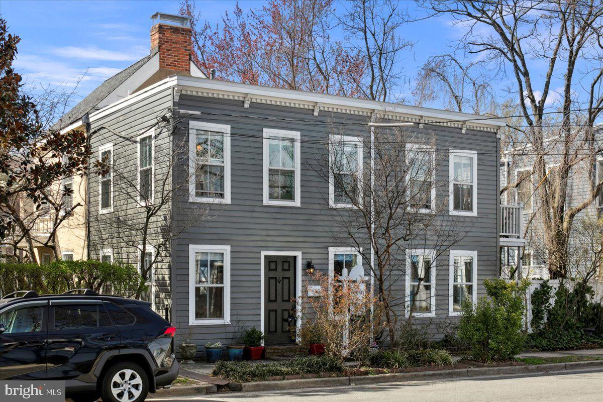 802 Pendleton St