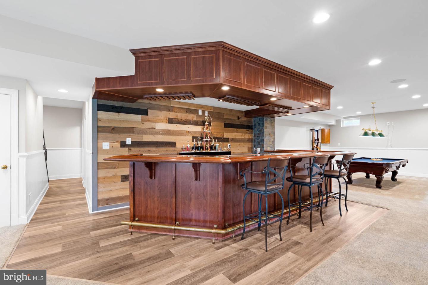 9163 Old Waterloo Rd