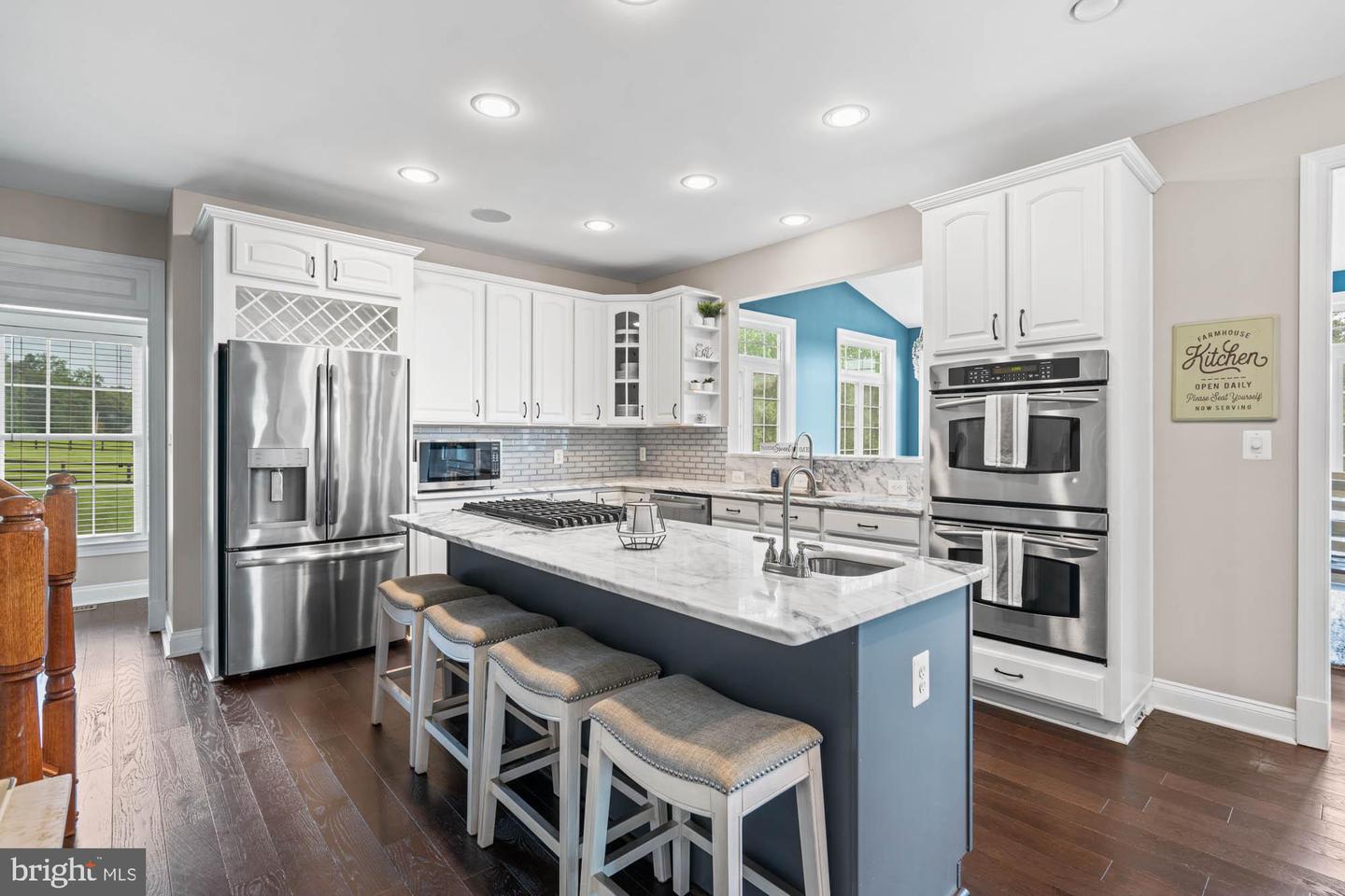 9163 Old Waterloo Rd