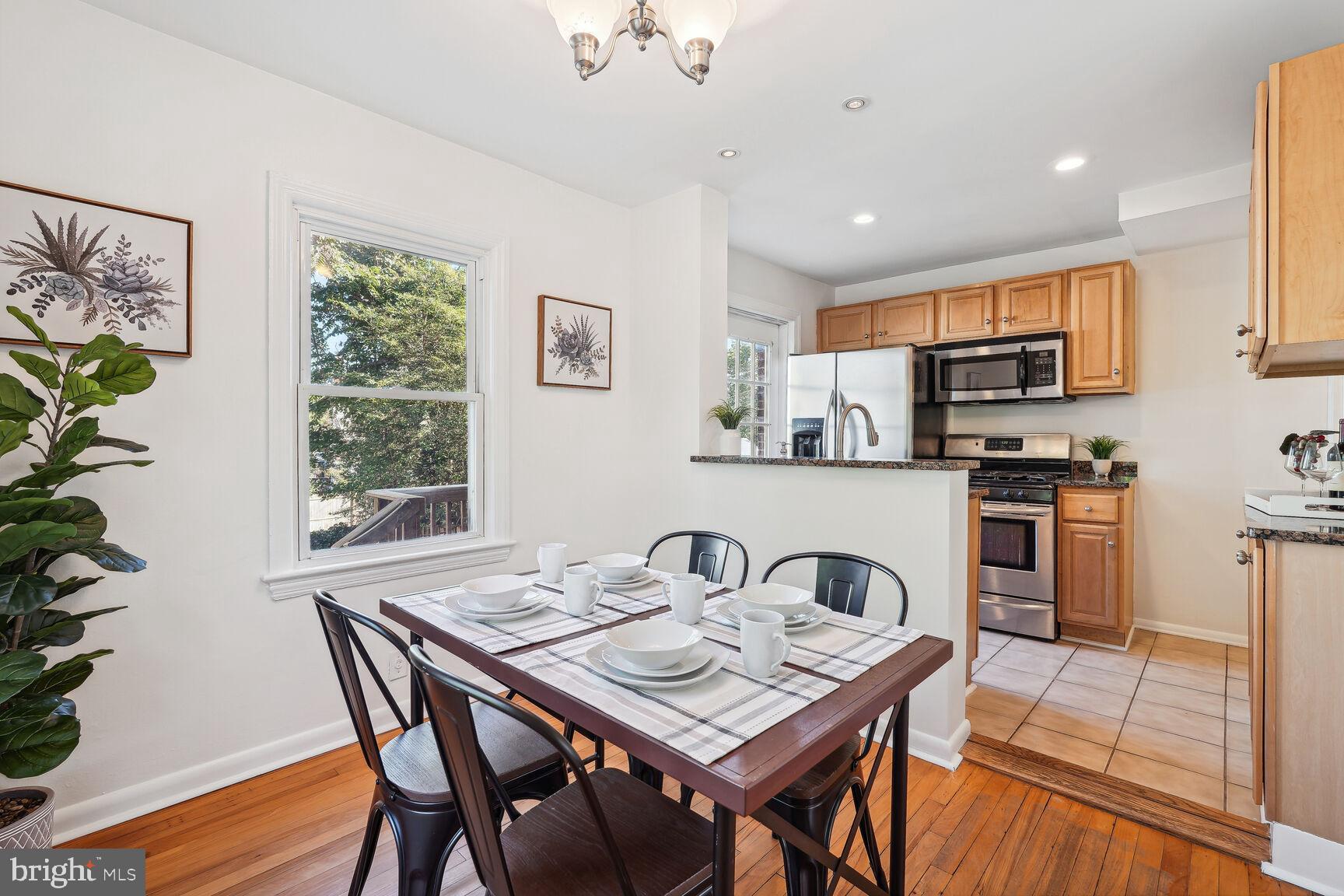 2708 Farnsworth Dr