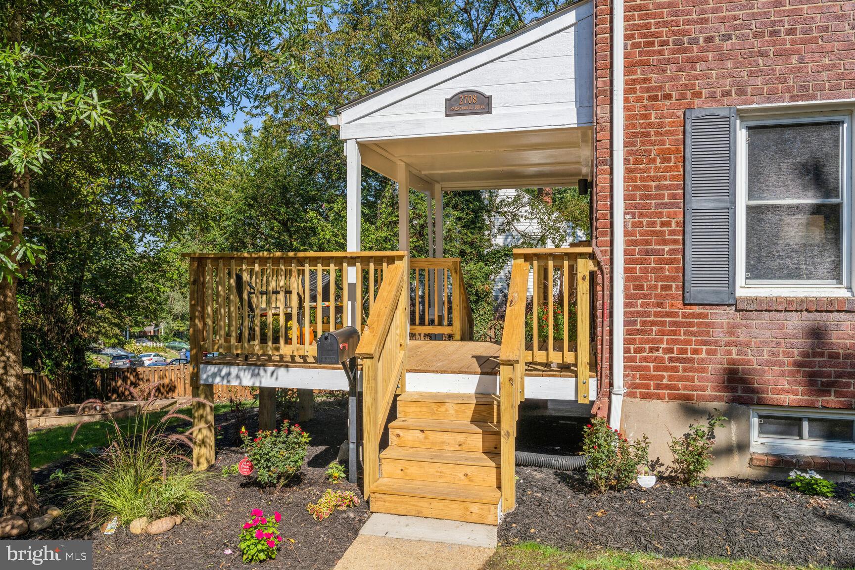 2708 Farnsworth Dr