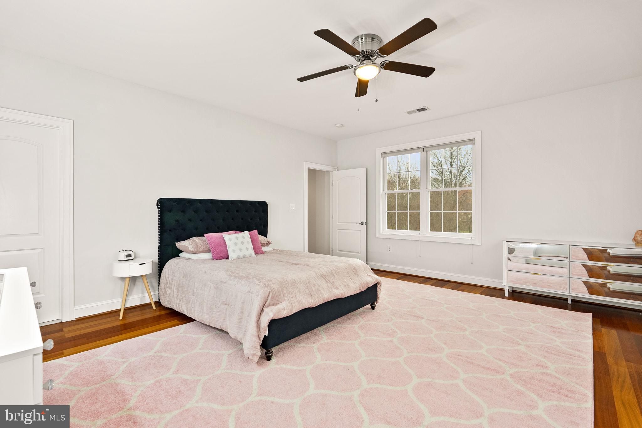 8522 Lewinsville Rd
