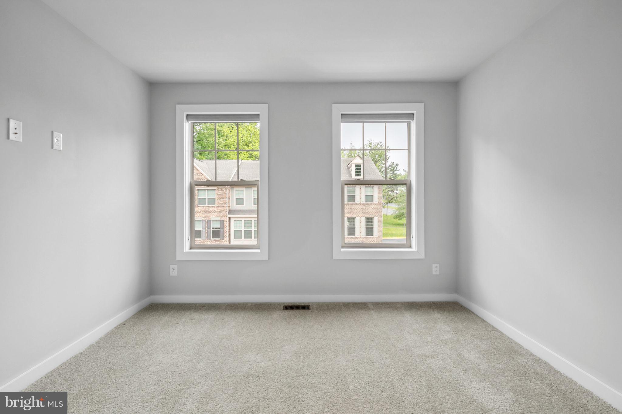 9556 Katelyn Zinn Pl
