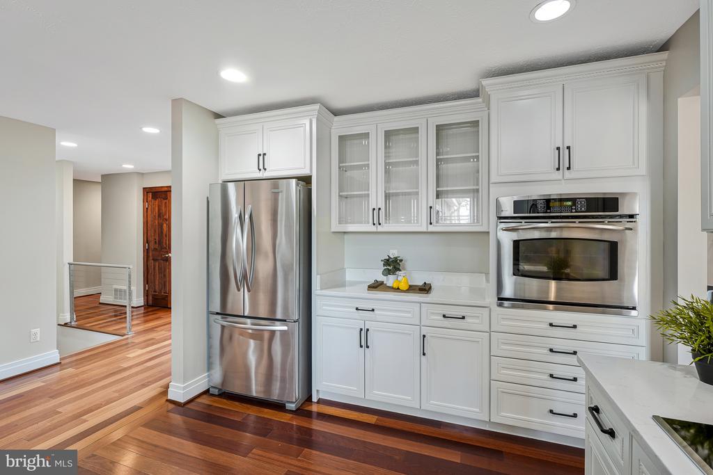 10226 Cedar Pond Dr