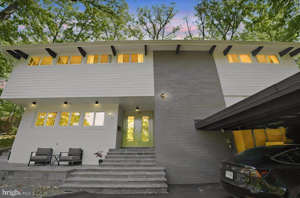 3421 STONEYBRAE DRIVE