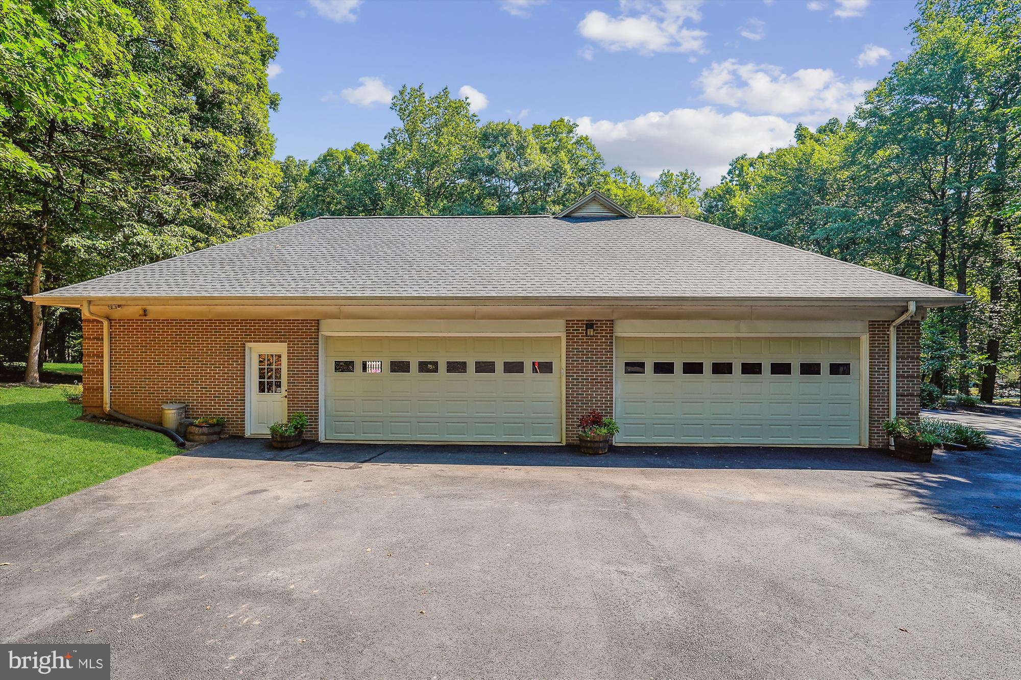 40836 Oak Bucket Ln