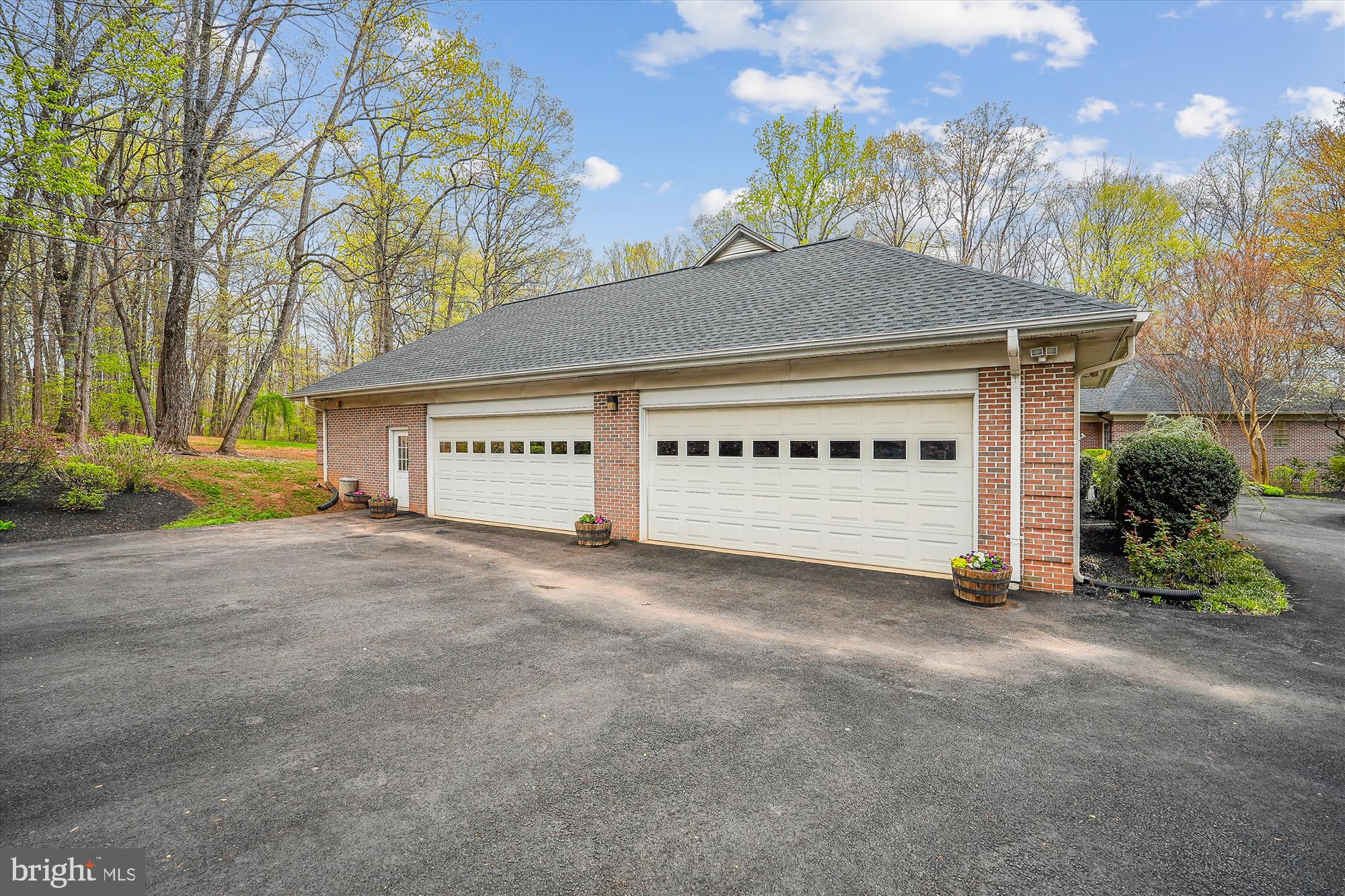 40836 Oak Bucket Ln