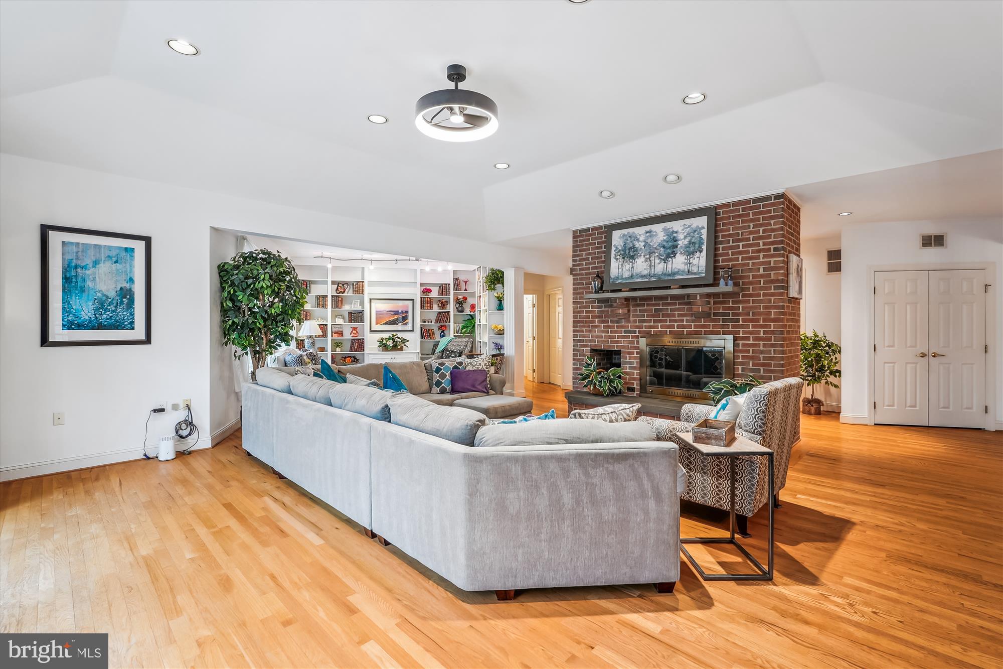 40836 Oak Bucket Ln