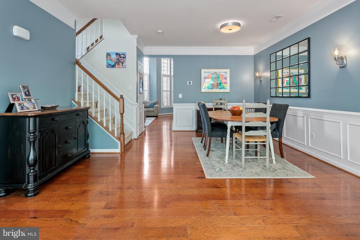 19456 Front St
