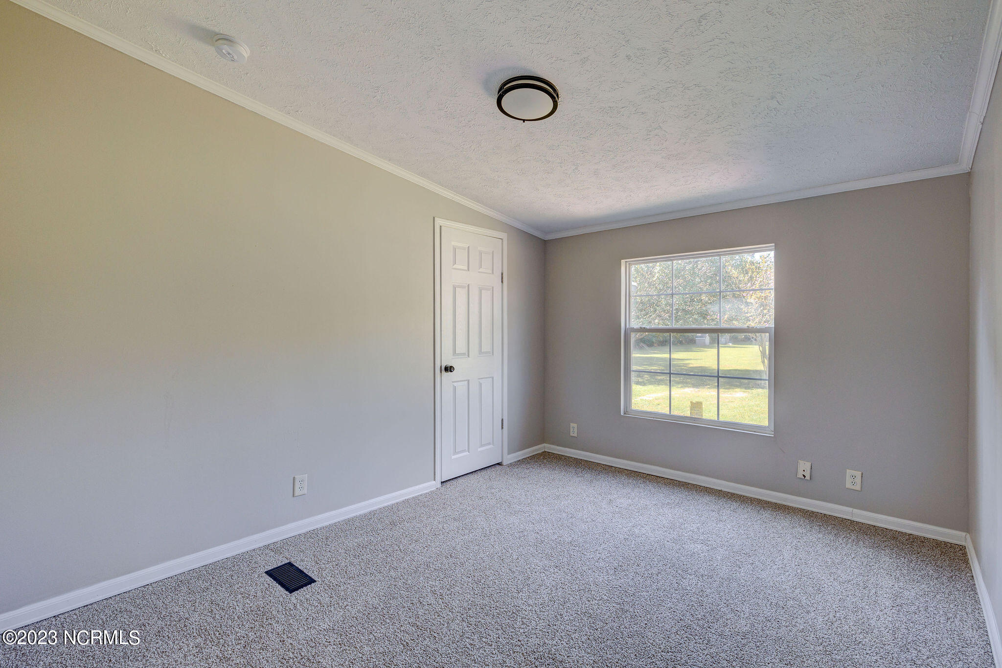 5450 Simmons Road NW
