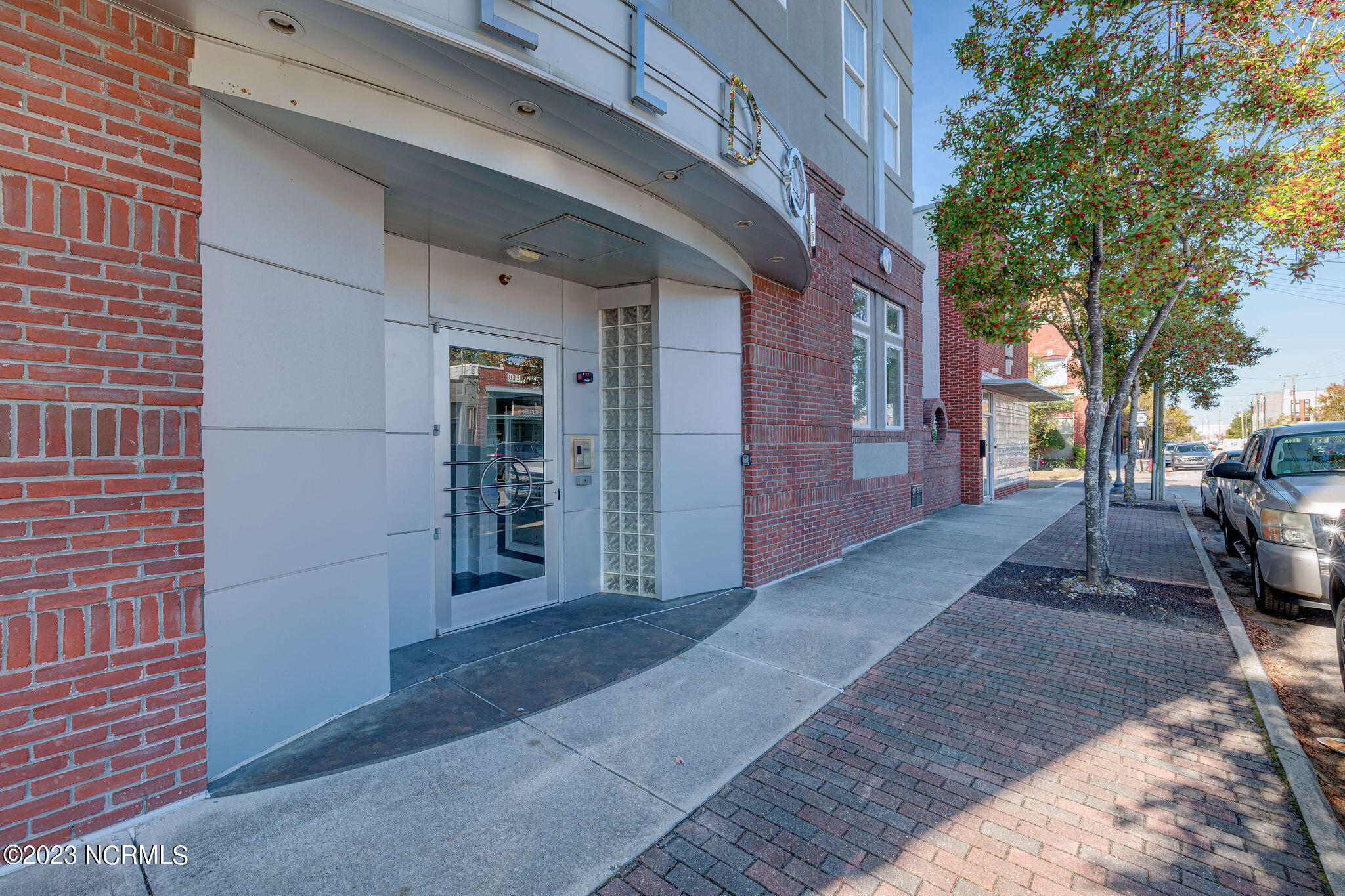 619 N 4th Street, Ste 301