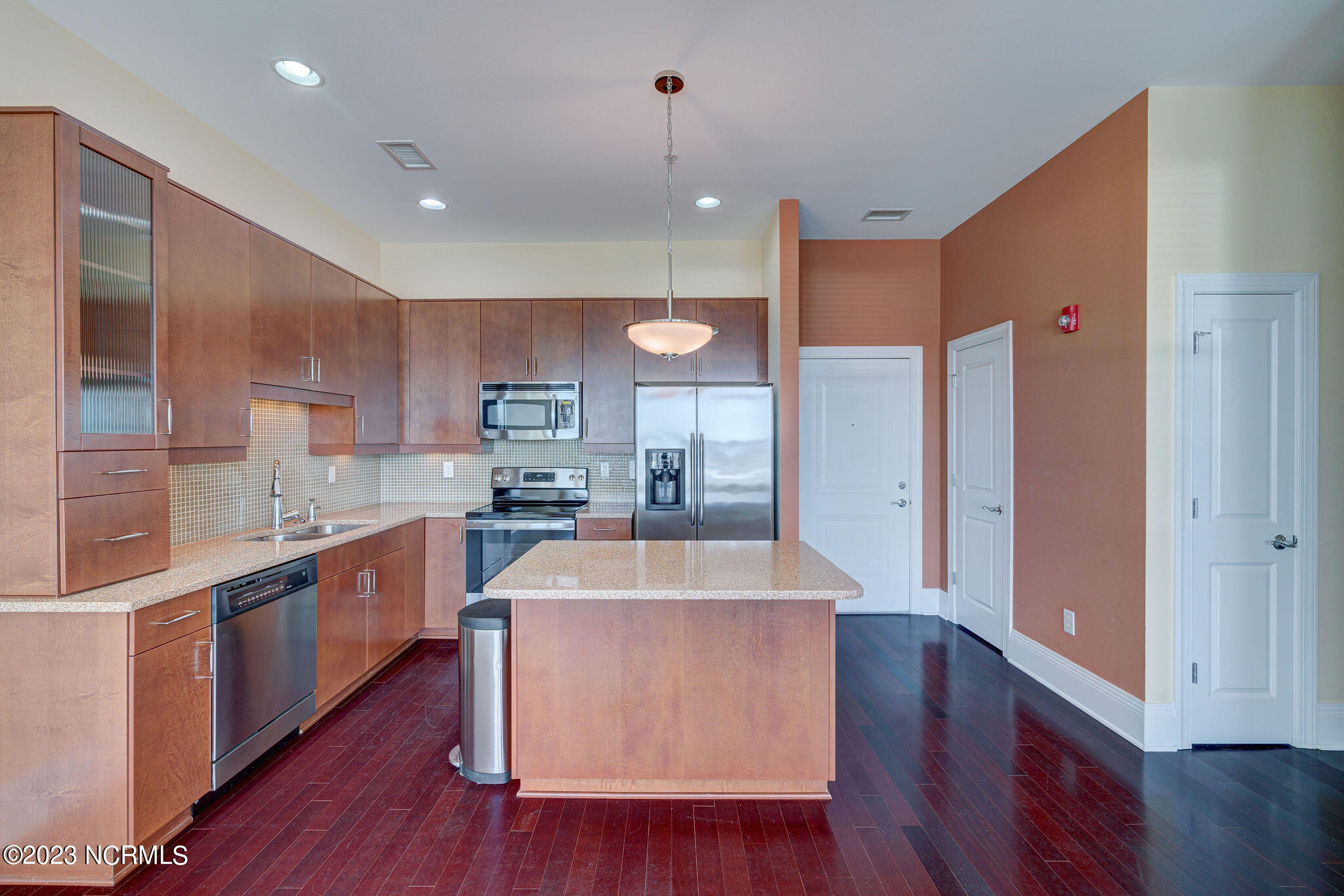 619 N 4th Street, Ste 301