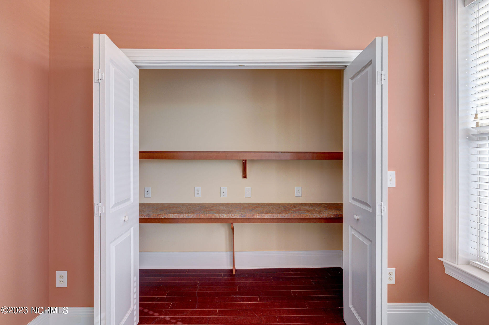 619 N 4th Street, Ste 301