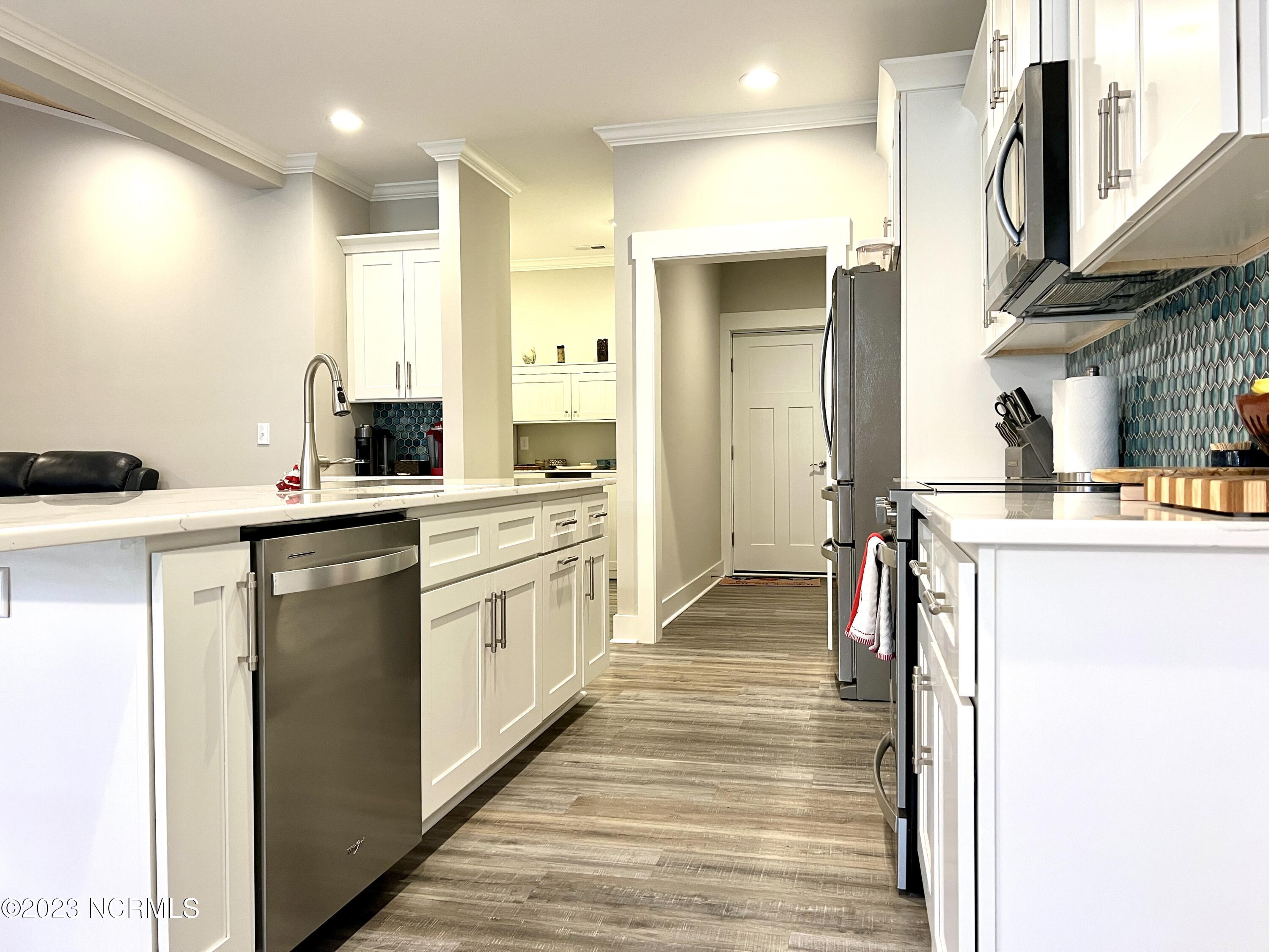 4033 Glen Arbor Drive