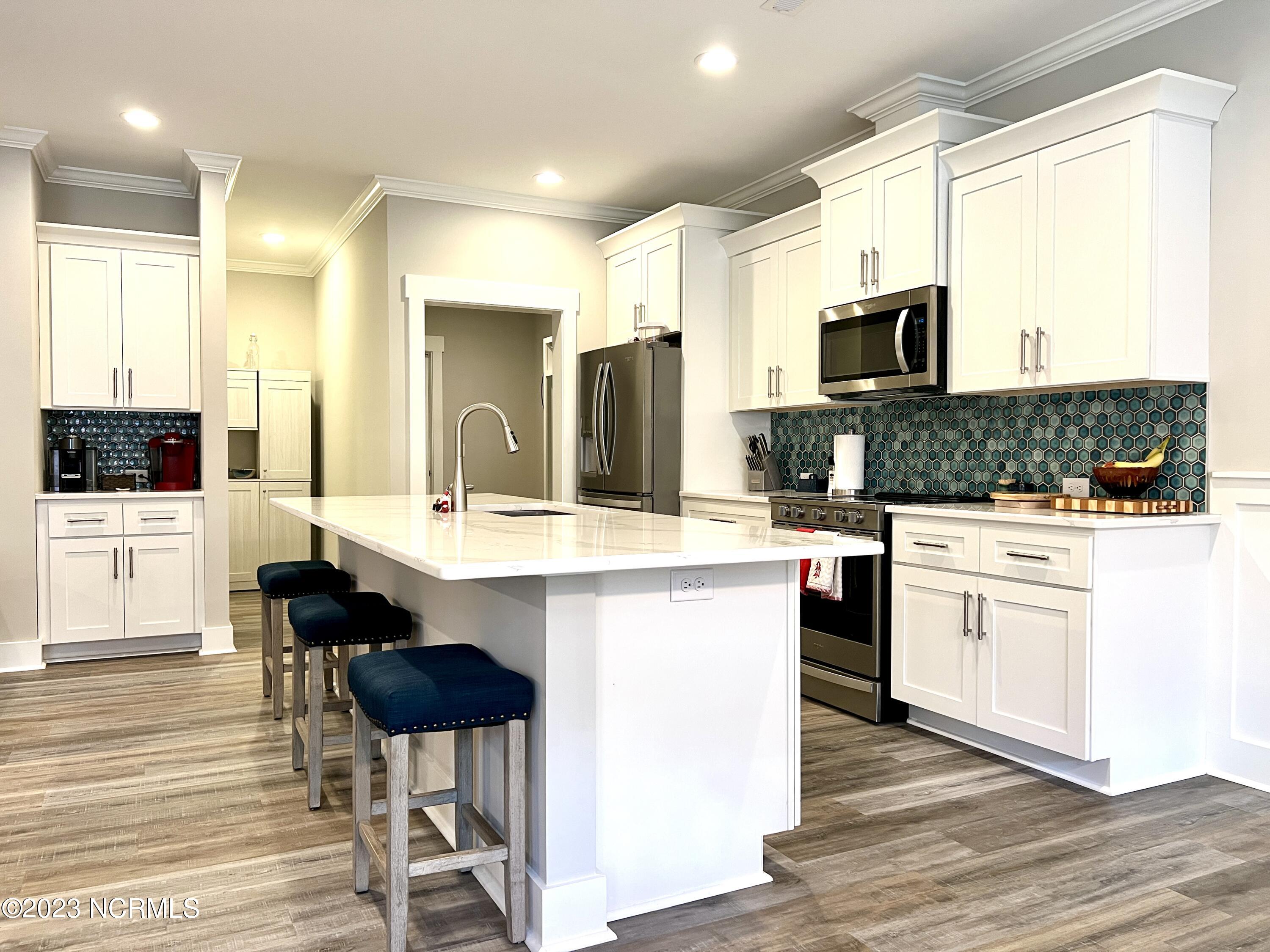 4033 Glen Arbor Drive