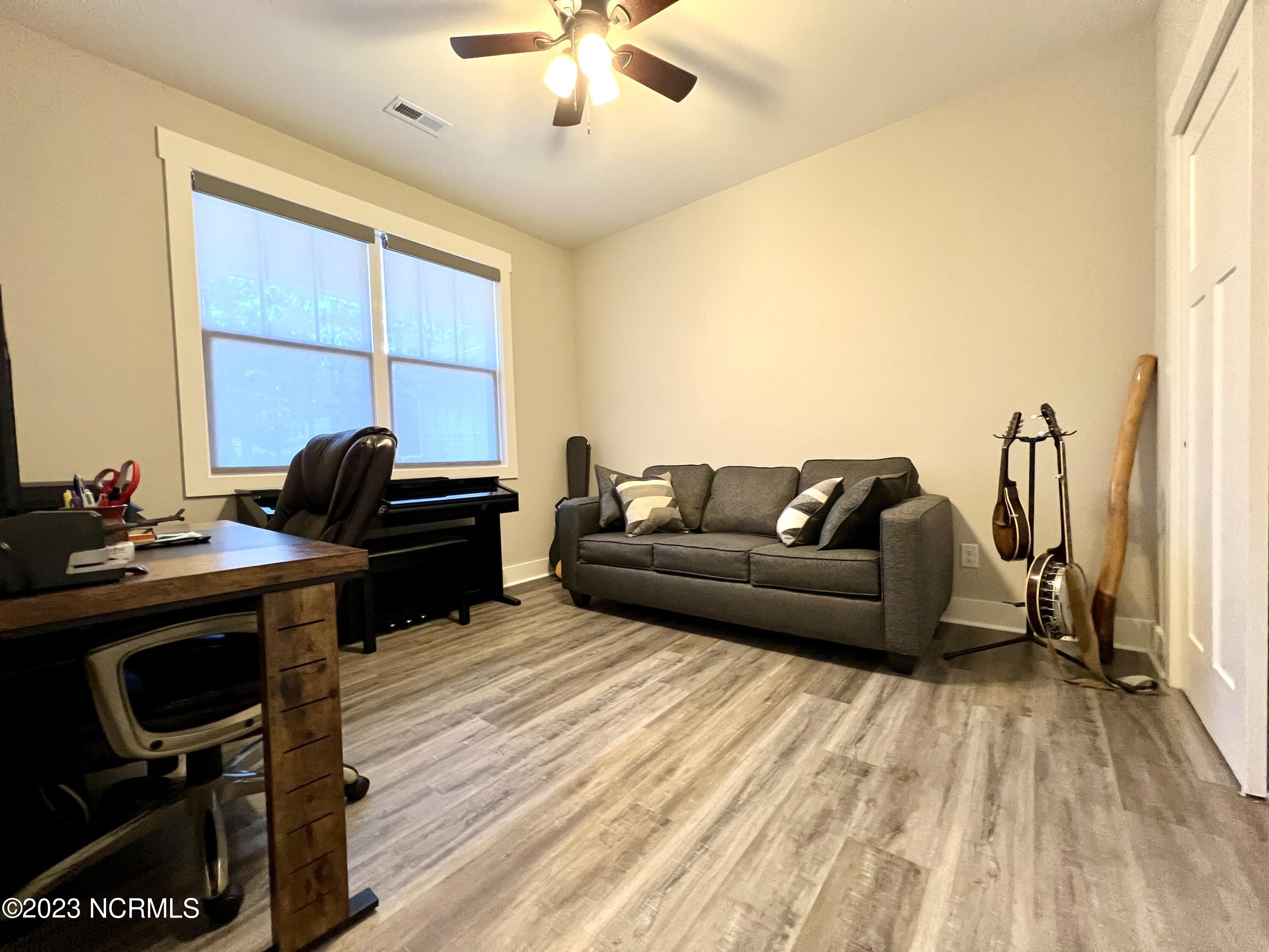 4033 Glen Arbor Drive