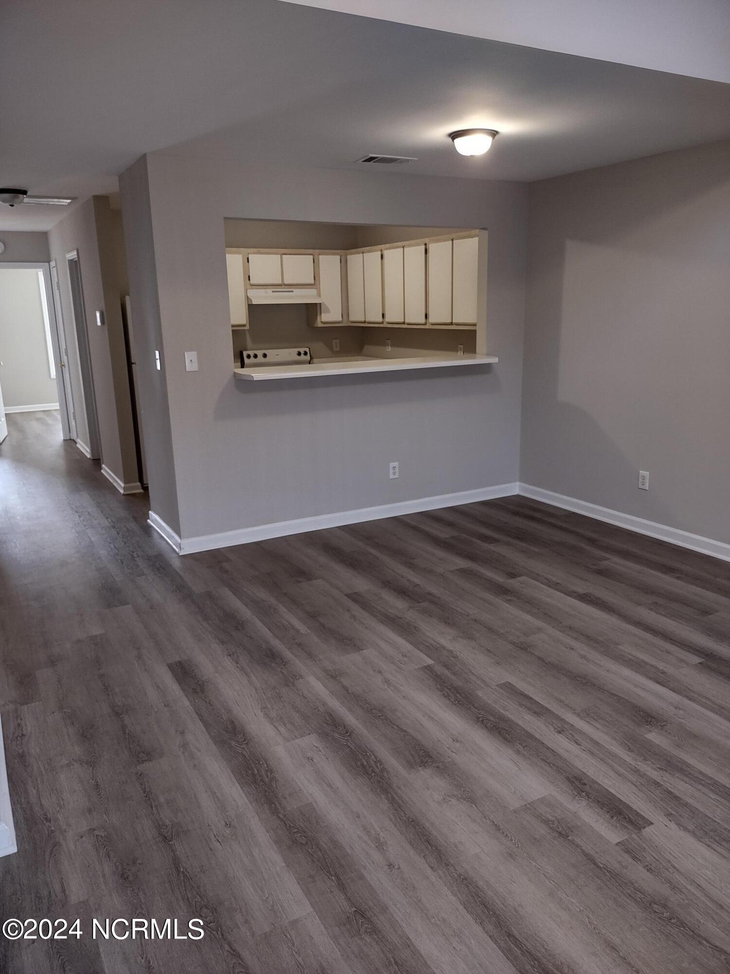 4804 College Road, Unit 32