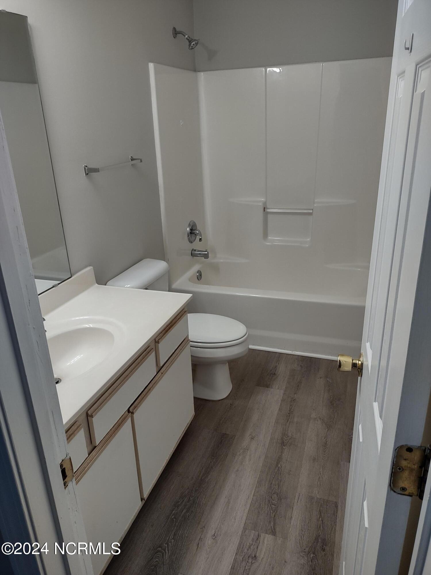 4804 College Road, Unit 32