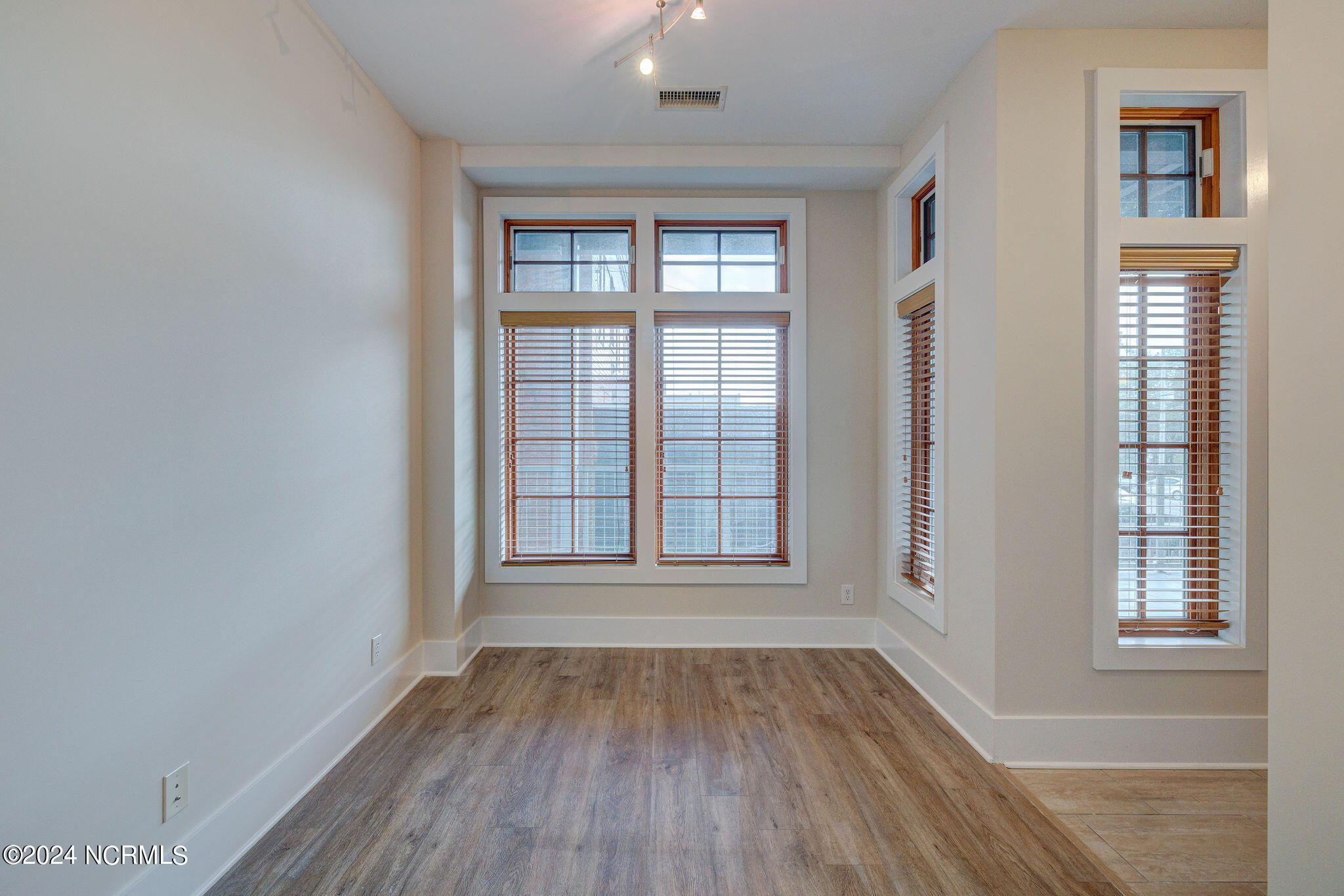 801 N 4th Street, 202