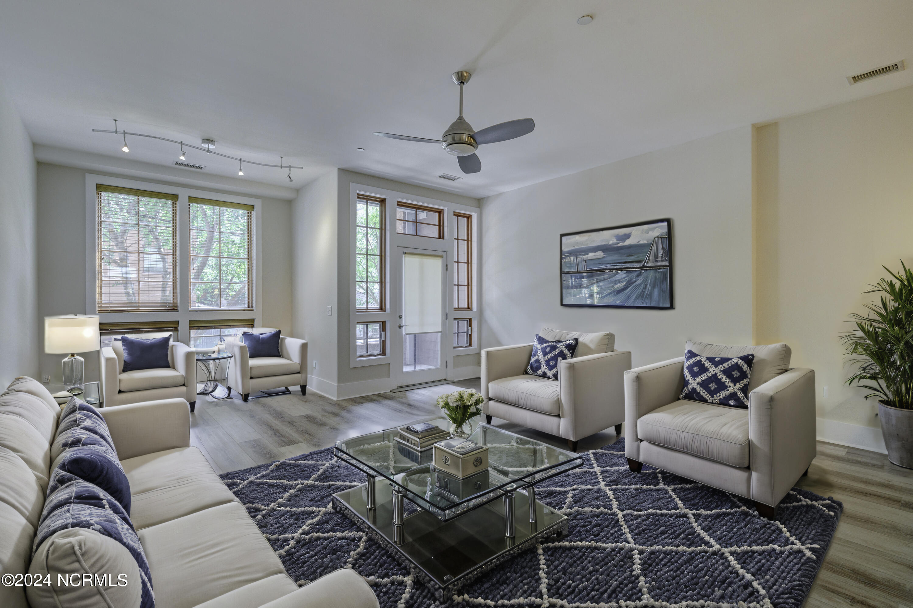 801 N 4th Street, 202