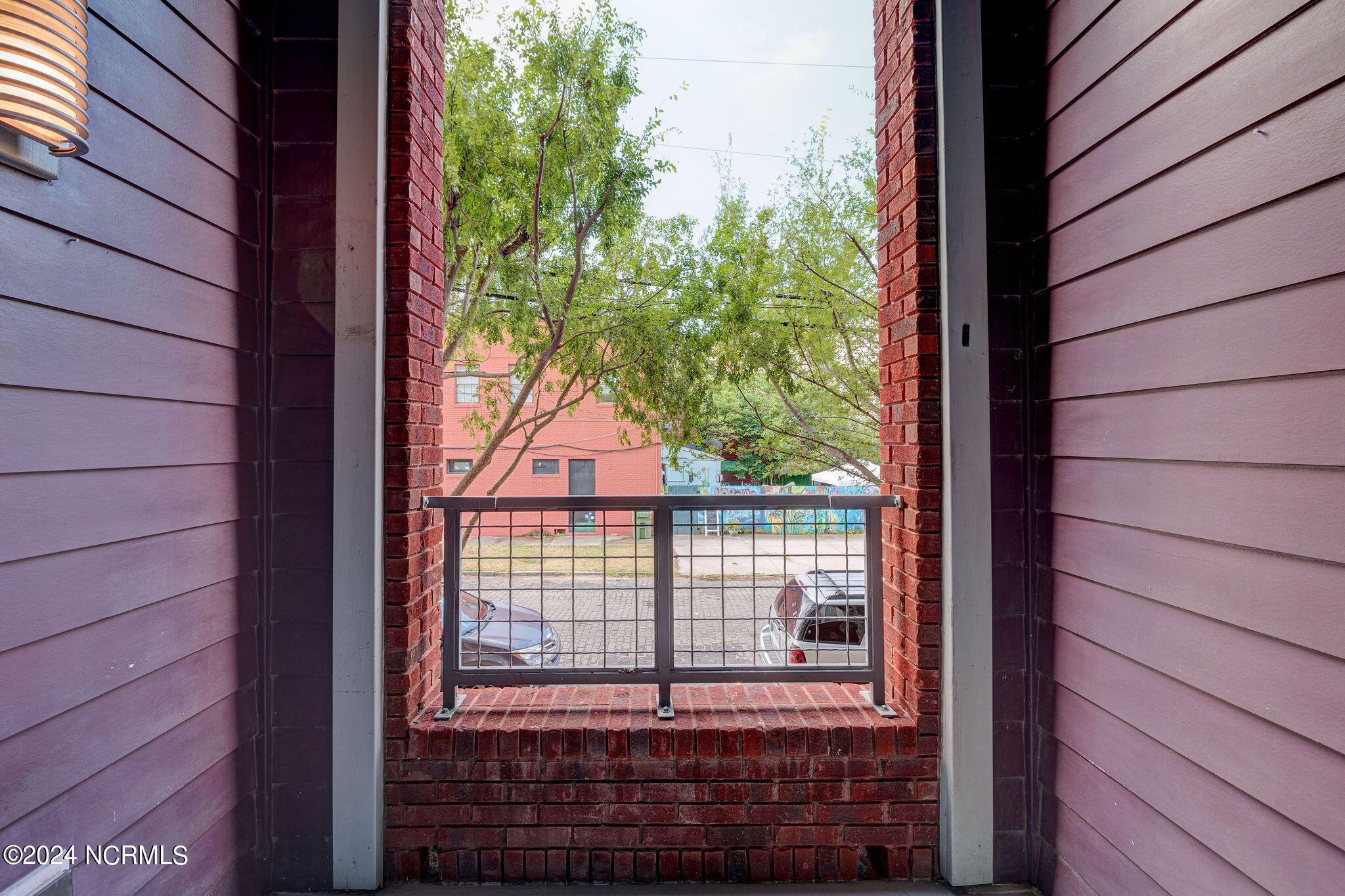 801 N 4th Street, 202