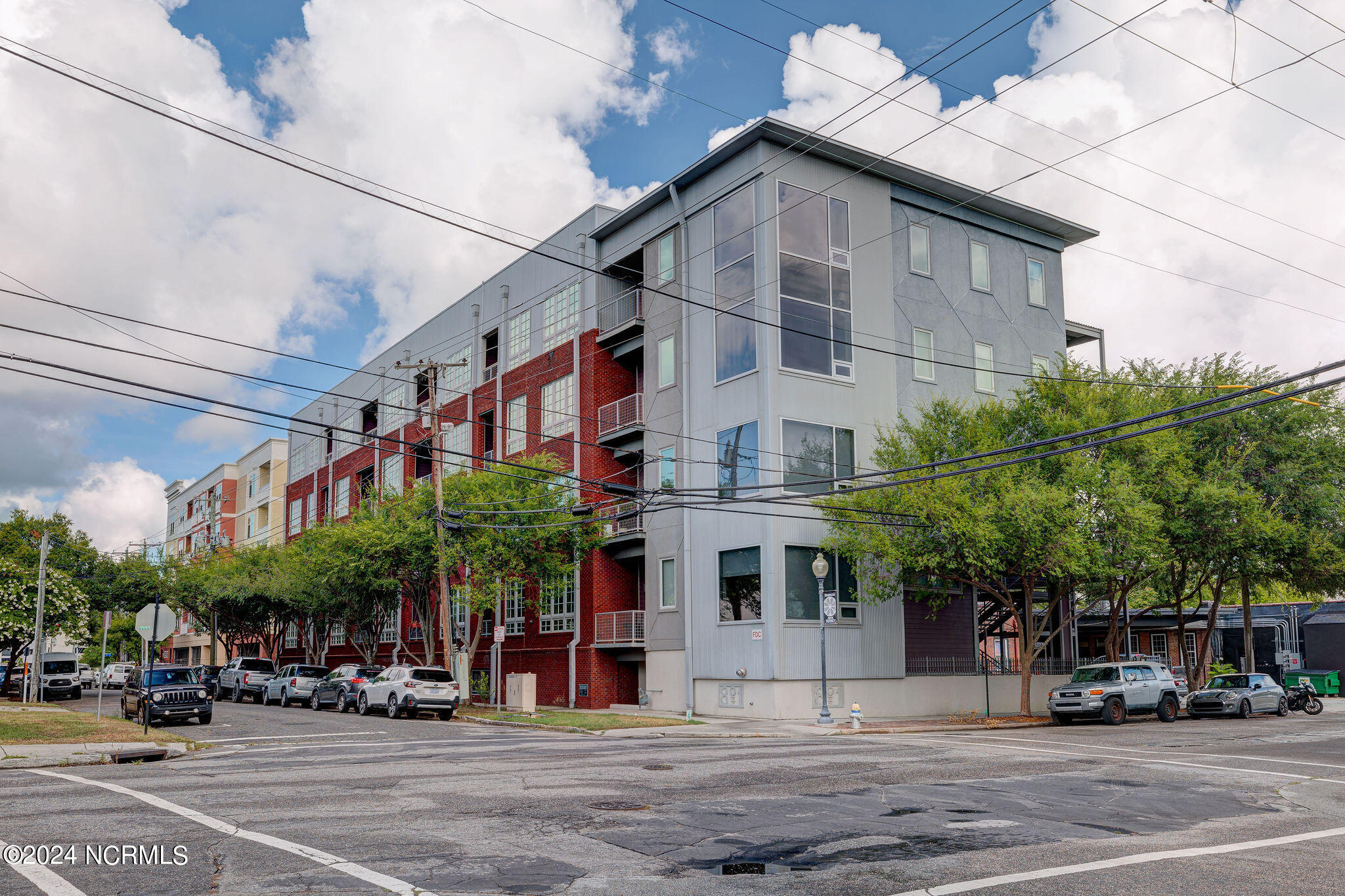 801 N 4th Street, 202