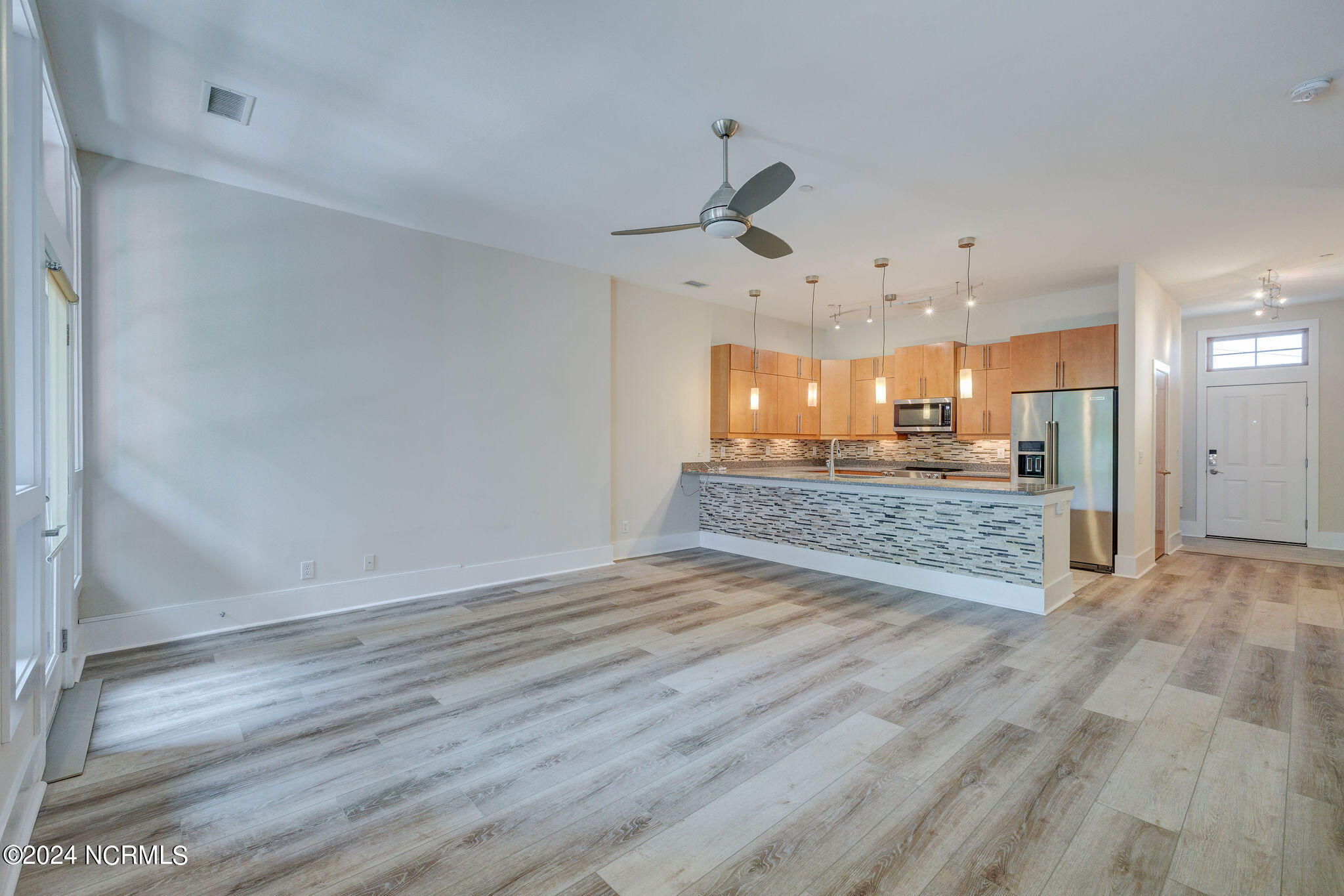 801 N 4th Street, 202