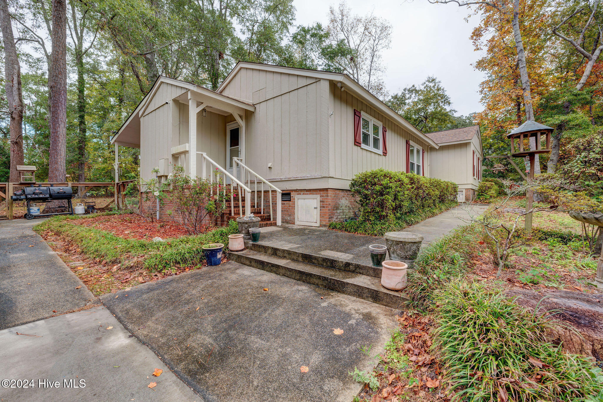125 Mark Twain Drive