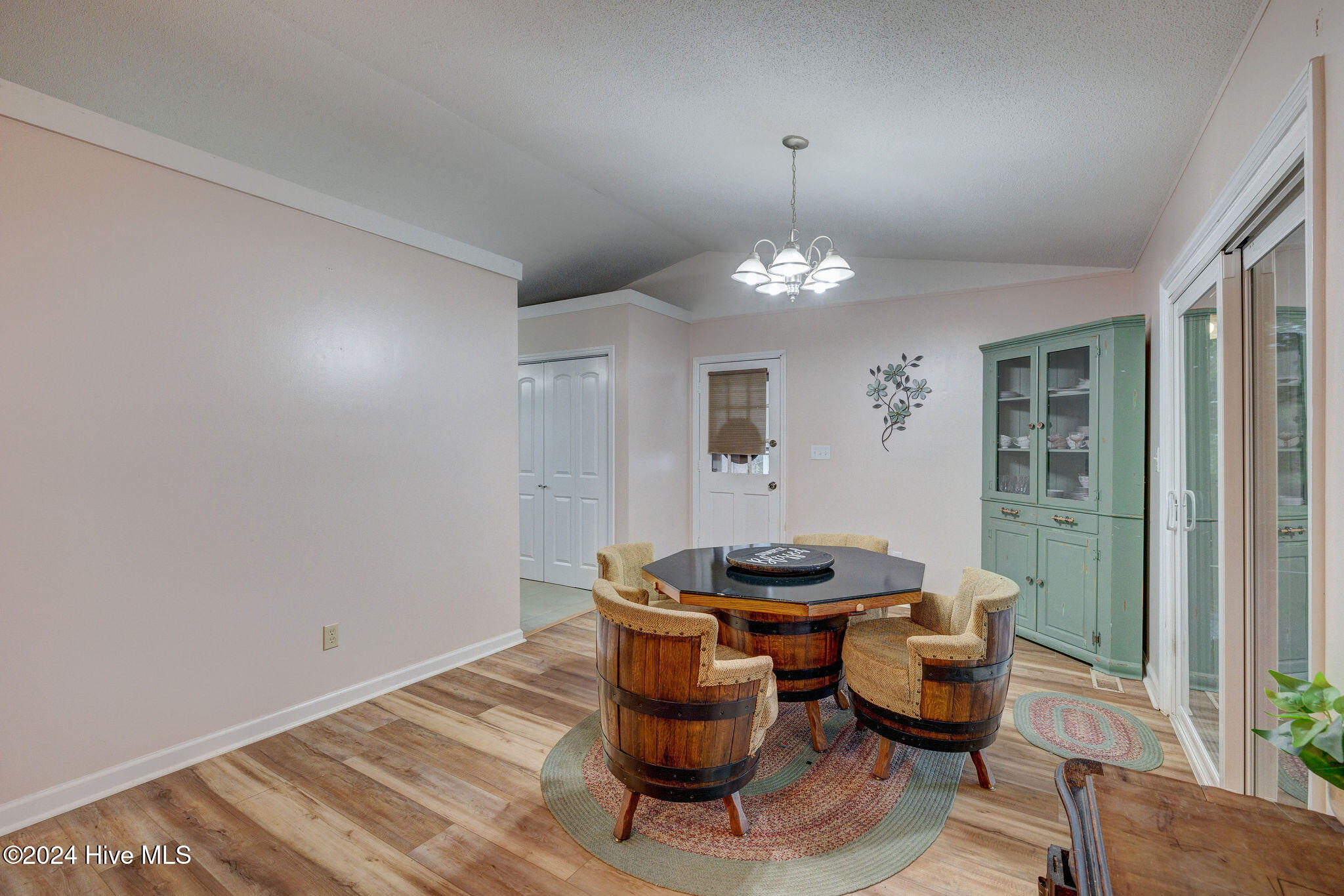 125 Mark Twain Drive