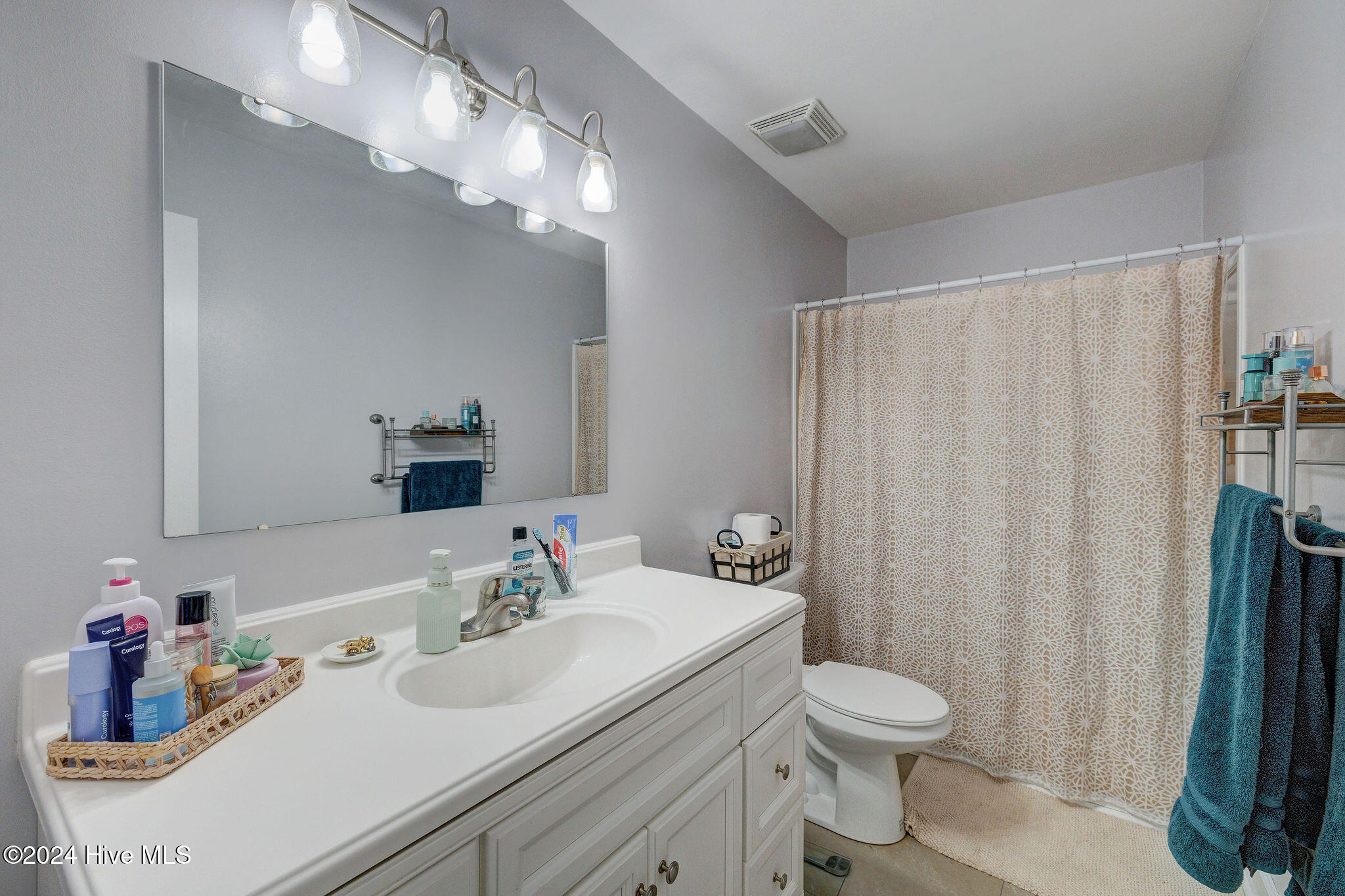 125 Mark Twain Drive