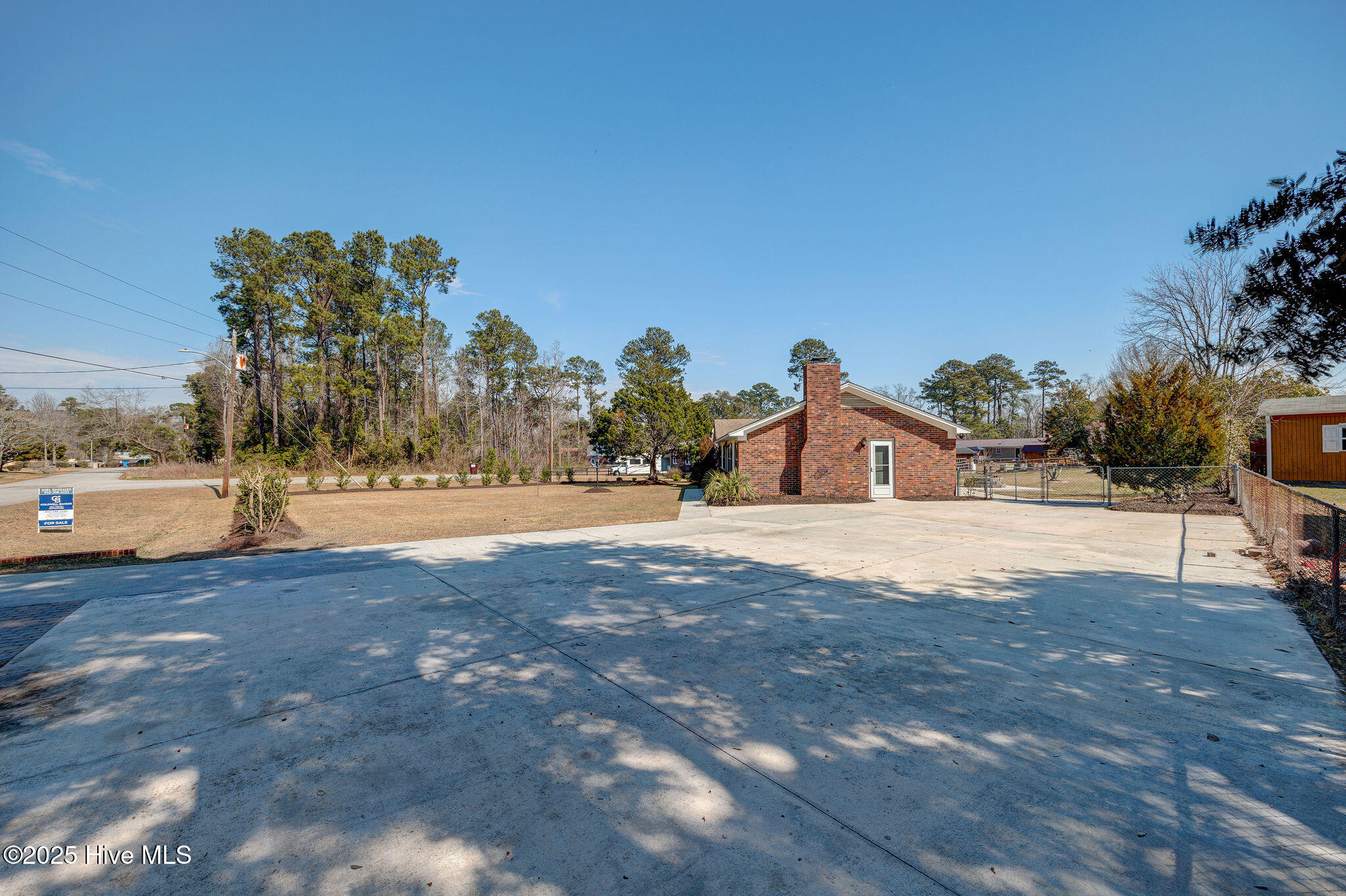 214 Deerfield Road