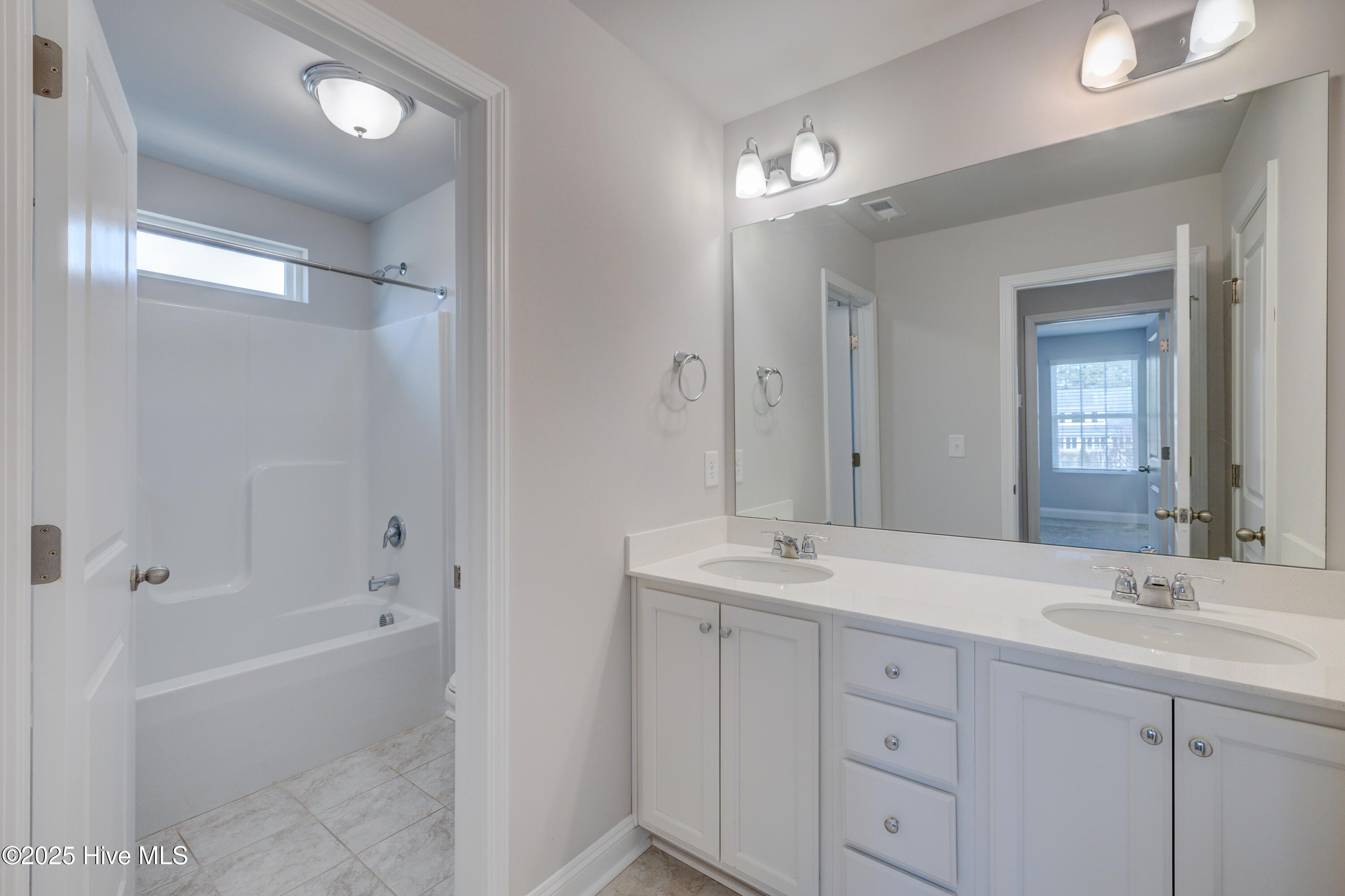 1114 Mccarley Boulevard