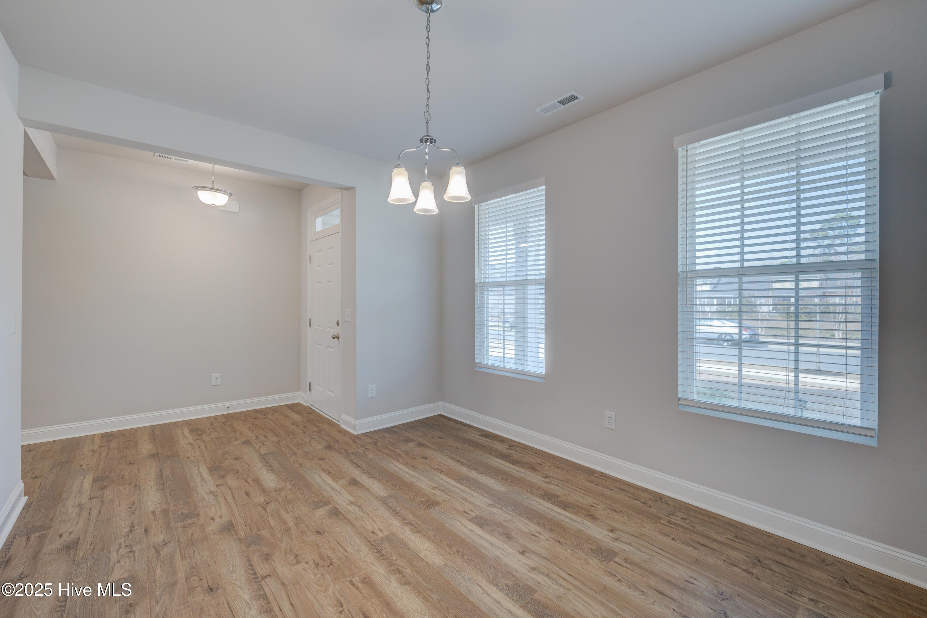 1114 Mccarley Boulevard