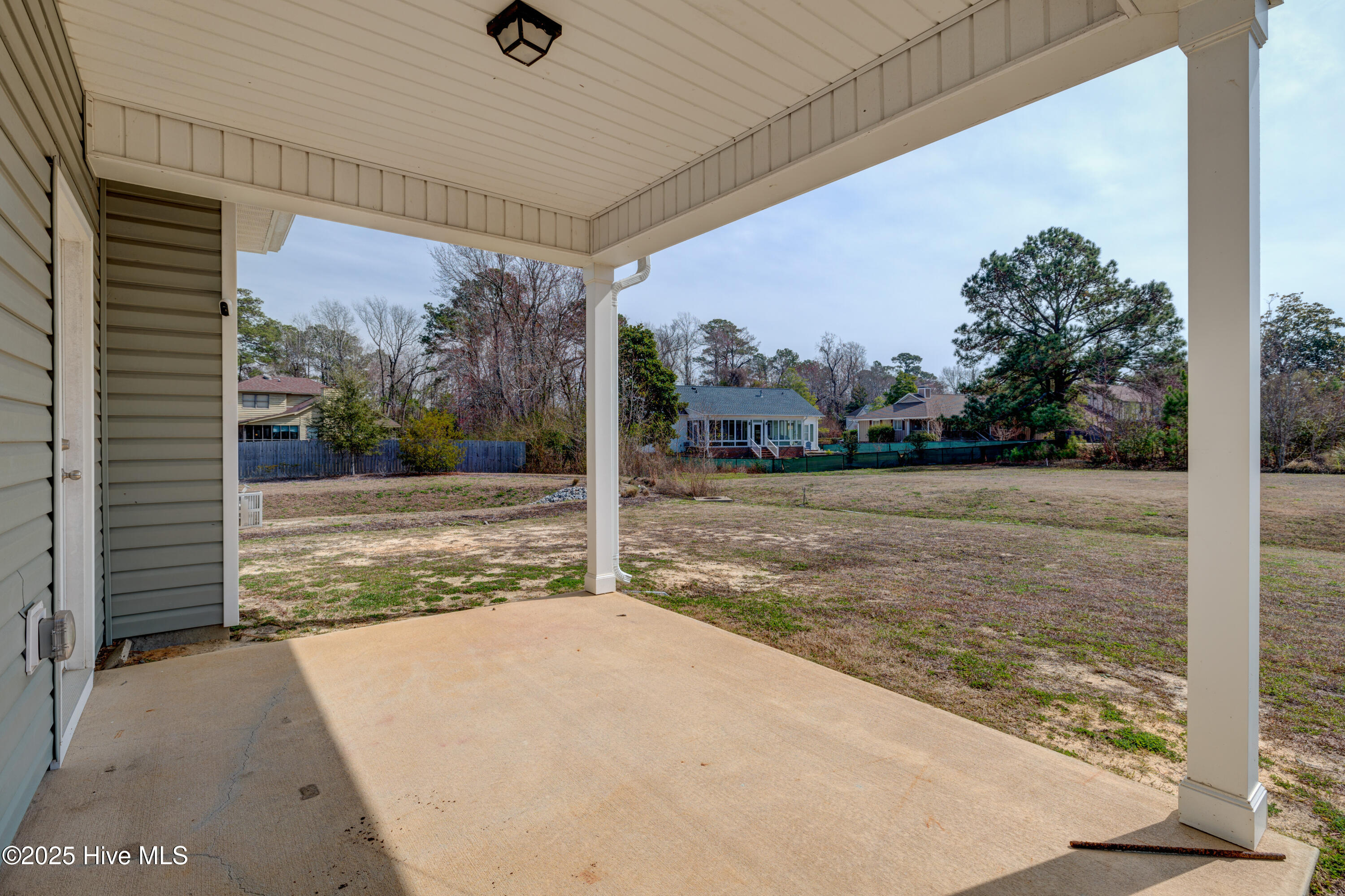 1114 Mccarley Boulevard