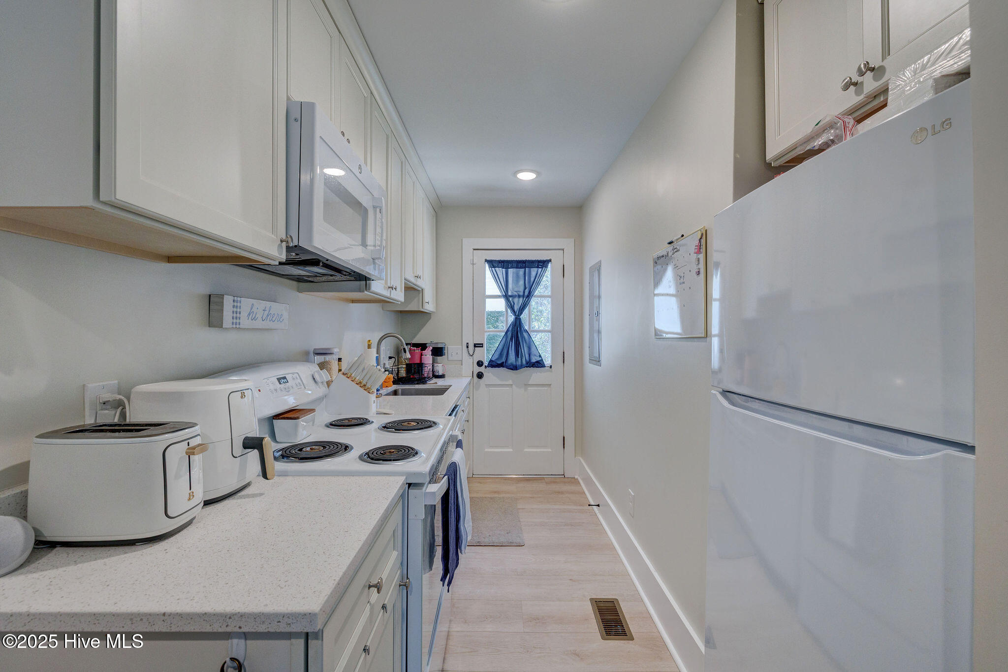 4804 Collegiate Drive